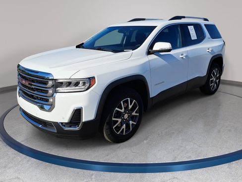 Used 2023 GMC Acadia SLE w/ Driver Convenience Package FWD image 1