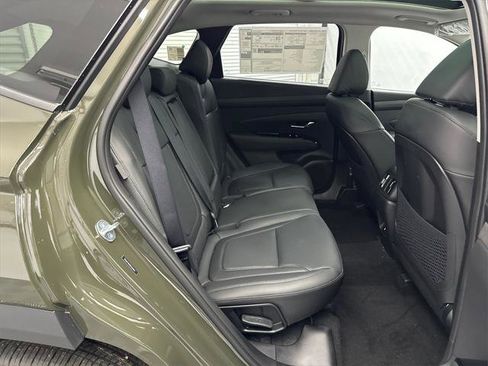 New 2025 Hyundai Tucson Limited image 17