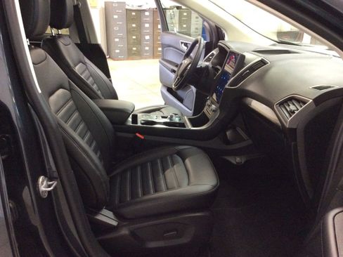 Used 2024 Ford Edge SEL w/ Convenience Package image 35