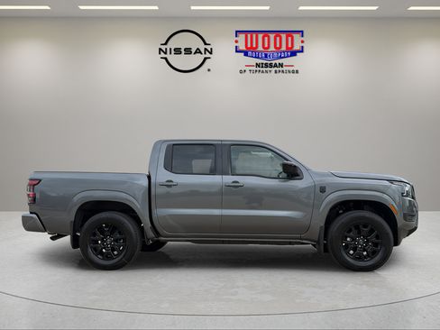 New 2026 Nissan Frontier SV w/ Tow Package AWD/4WD image 2
