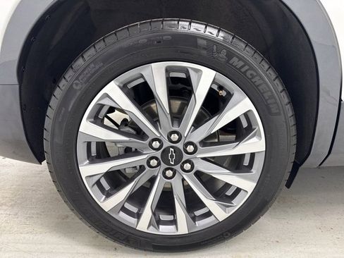 Used 2024 Chevrolet Blazer Premier w/ Driver Confidence II Package image 35