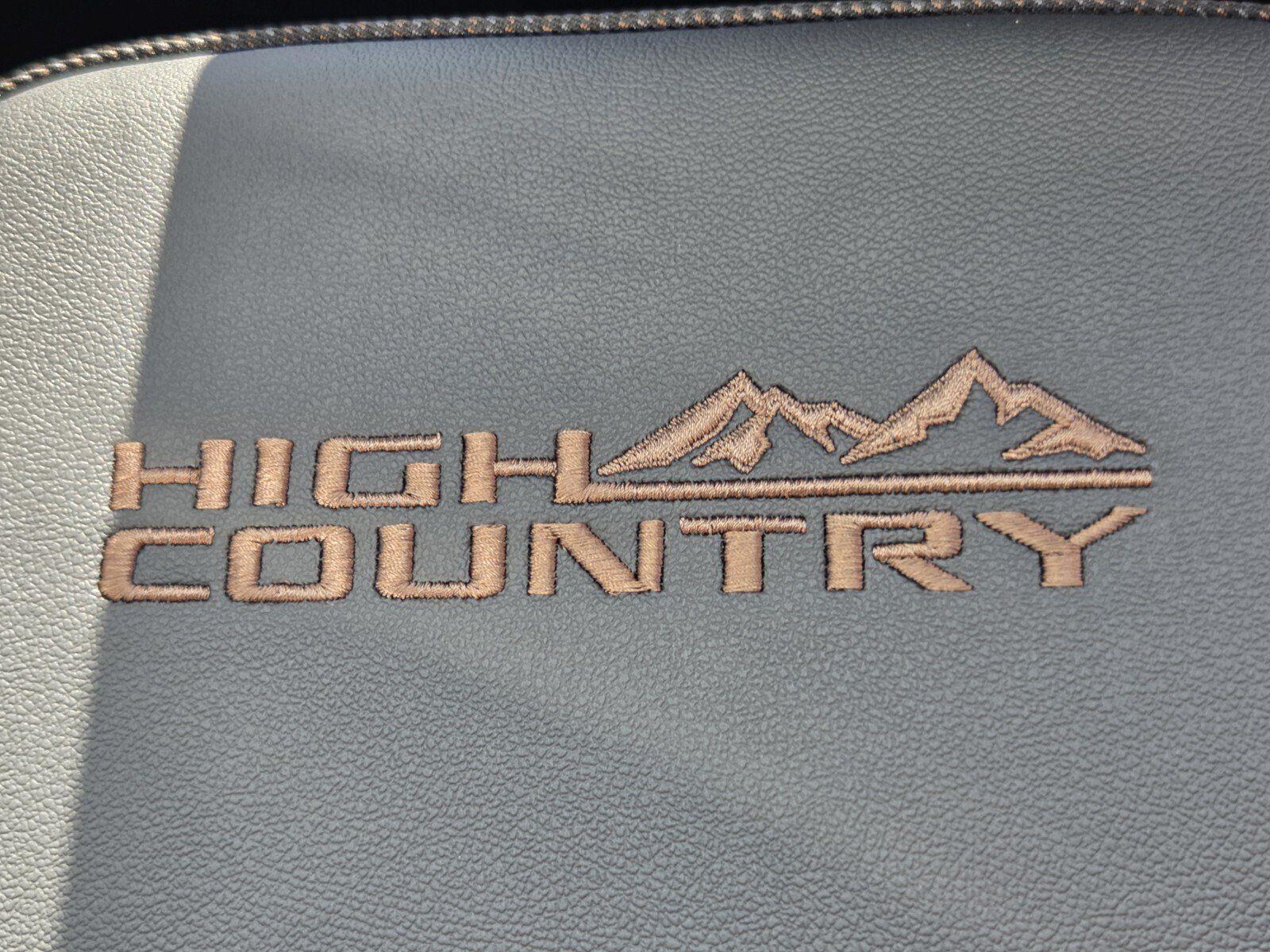New 2026 Chevrolet Silverado 1500 High Country AWD/4WD image 14
