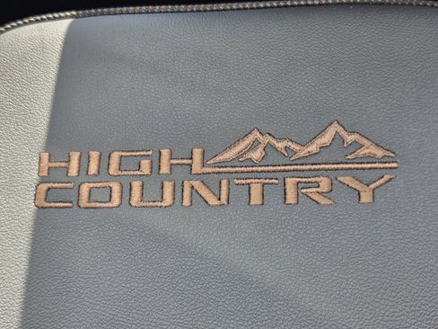 New 2026 Chevrolet Silverado 1500 High Country AWD/4WD image 14