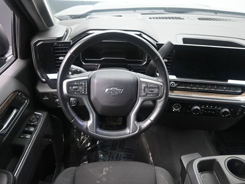Used 2023 Chevrolet Silverado 1500 RST image 18