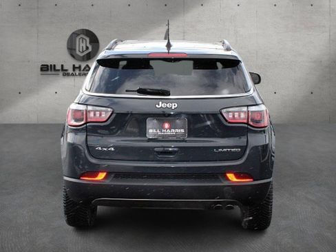 Used 2018 Jeep Compass Limited image 8