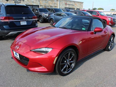 Used 2016 MAZDA MX-5 Miata Grand Touring RWD image 3