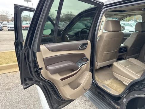 Used 2017 Chevrolet Tahoe LT image 10