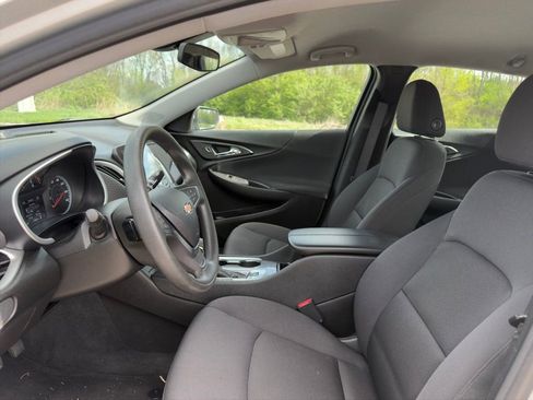 Used 2022 Chevrolet Malibu LT FWD image 15