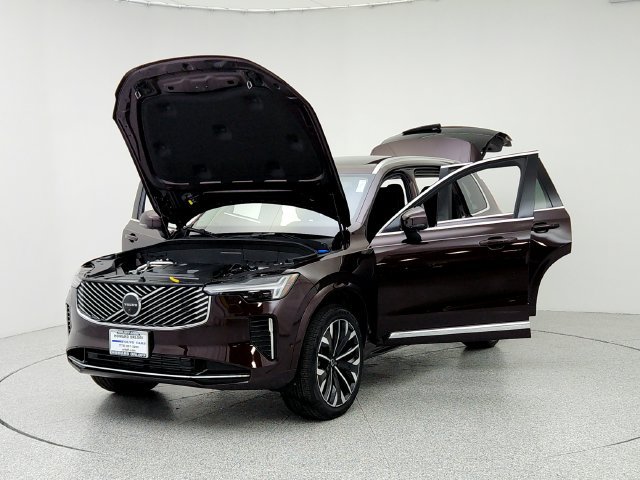 New 2025 Volvo XC90 T8 Plus w/ Protection Package Premier AWD/4WD image 9