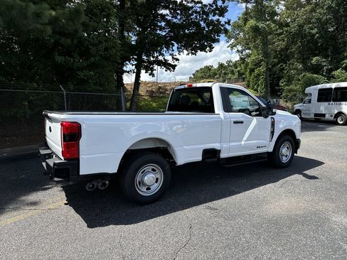 New 2025 Ford F350 XL w/ 360-Degree Camera Package RWD image 8