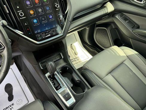 Used 2023 Subaru Ascent Onyx Edition AWD/4WD image 9