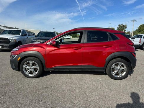 Used 2022 Hyundai Kona SEL image 2