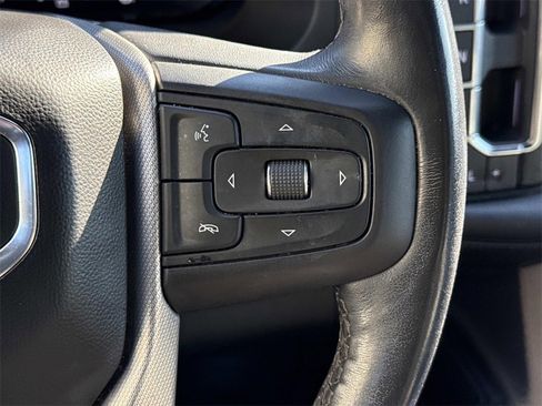 Used 2022 GMC Yukon XL Denali image 26