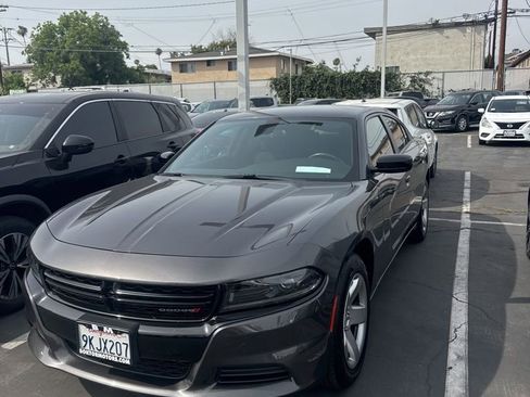 Used 2023 Dodge Charger Police w/ Street Appearance Group image 2