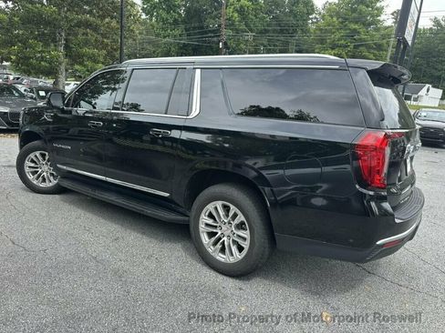 Used 2023 GMC Yukon XL SLT w/ SLT Premium Package RWD image 2