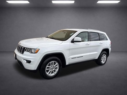 Used 2018 Jeep Grand Cherokee Laredo RWD image 20