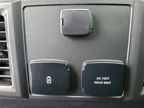 Used 2019 Ford F150 XLT w/ Equipment Group 302A Luxury image 15