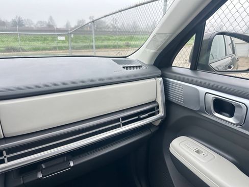 Used 2025 Hyundai Santa Fe SEL image 37