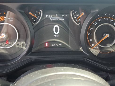 Used 2025 Jeep Wrangler Unlimited Sport AWD/4WD image 18