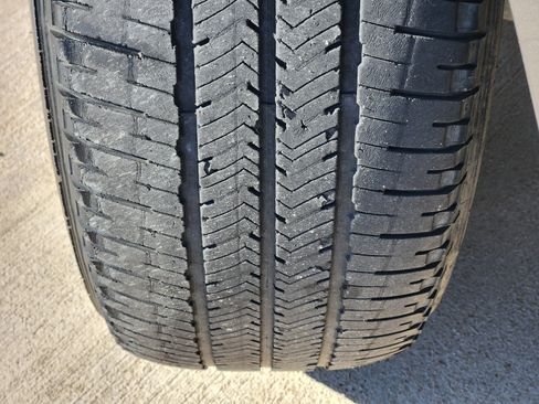 Used 2021 Ford Expedition XLT image 11