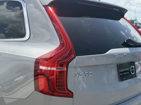 Certified 2023 Volvo XC90 B6 Plus w/ Protection Package AWD/4WD image 9