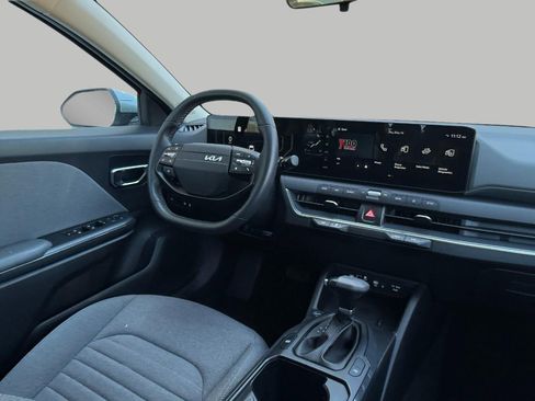 Used 2025 Kia K4 EX FWD image 27