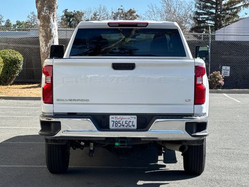 Used 2025 Chevrolet Silverado 2500 LT w/ Convenience Package AWD/4WD image 5