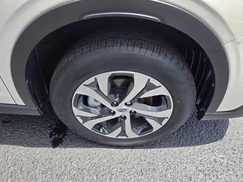 Used 2022 Subaru Outback Limited AWD/4WD image 18