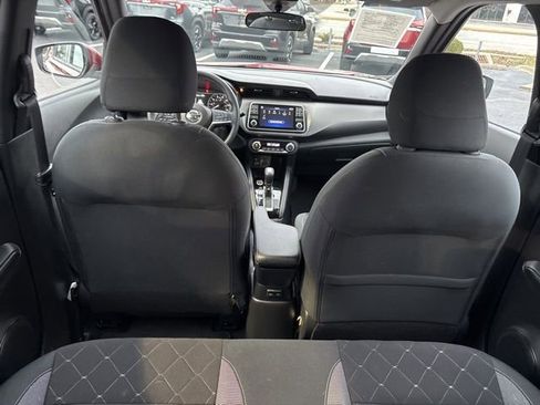 Used 2020 Nissan Kicks SV w/ Exterior Package image 31