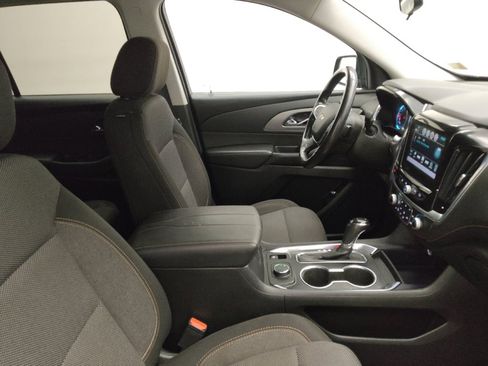 Used 2019 Chevrolet Traverse LT FWD image 21