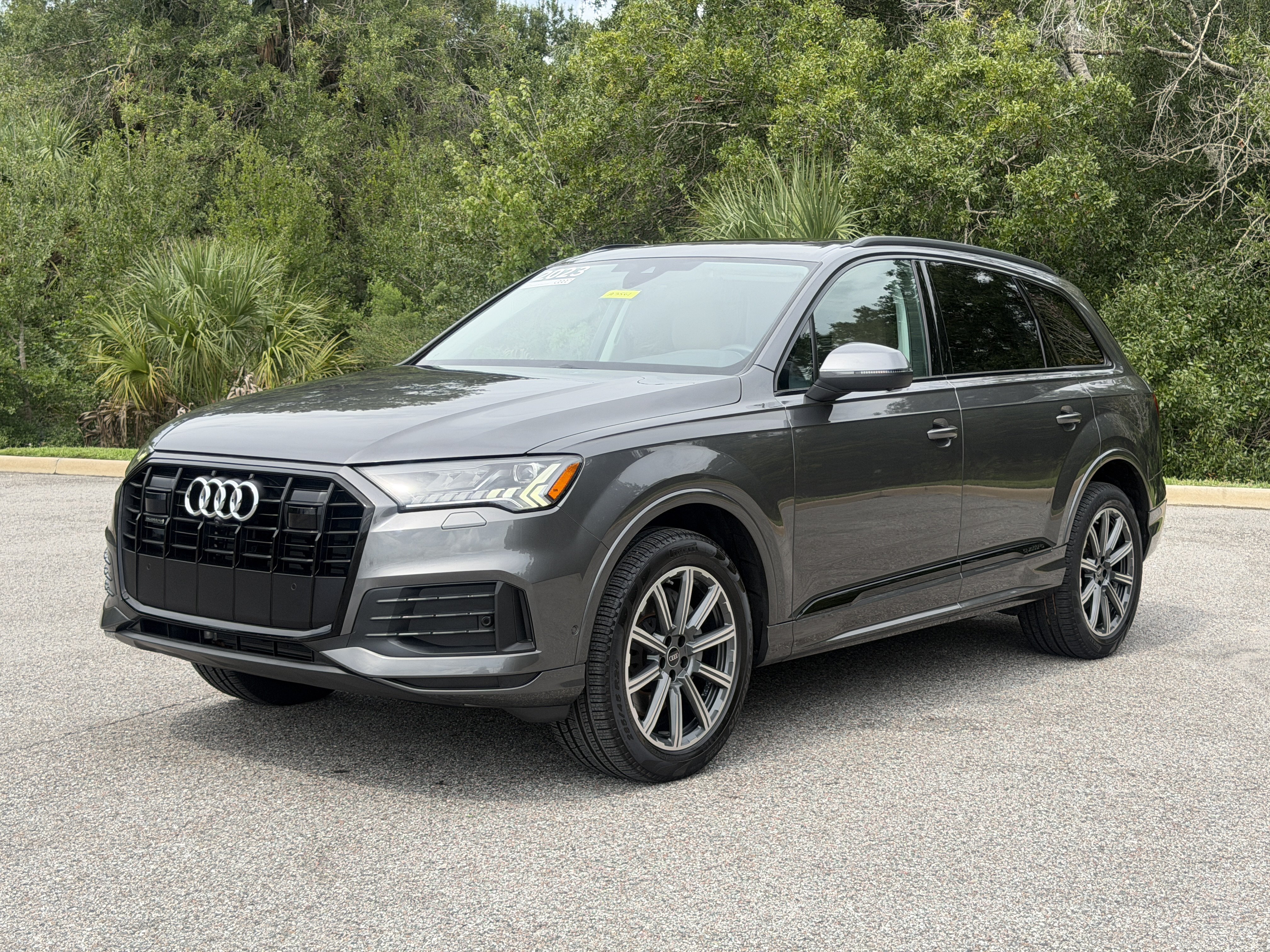 Certified 2023 Audi Q7 2.0T Premium Plus AWD/4WD image 3