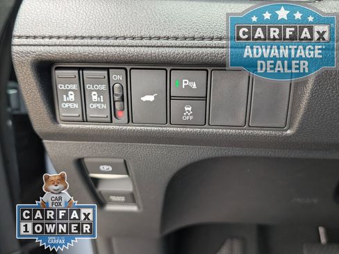 Used 2025 Honda Odyssey Touring image 14