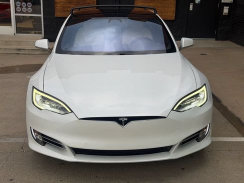 Used 2021 Tesla Model S Long Range Plus AWD/4WD image 9