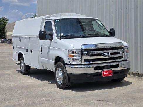 New 2026 Ford E-350 and Econoline 350 Super Duty w/ Power Equipment Group image 2