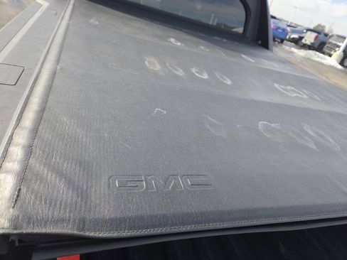 Used 2024 GMC Sierra EV Denali image 17