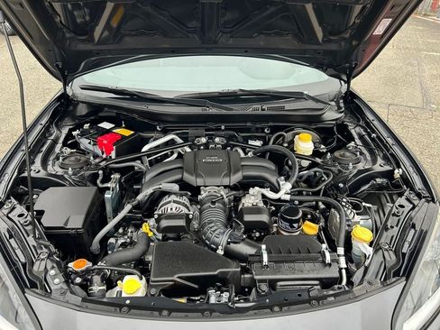 Used 2025 Toyota GR86 Premium RWD image 29