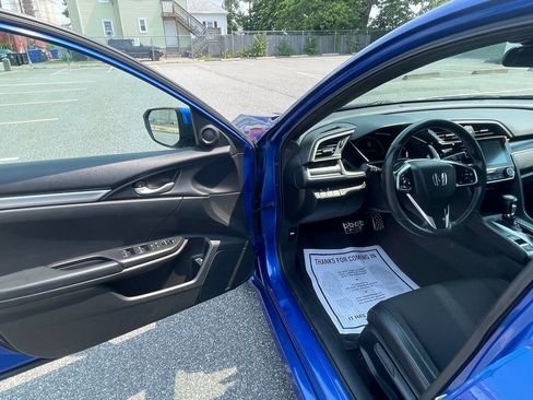 Used 2019 Honda Civic Sport image 9