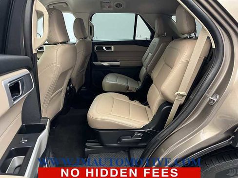 Used 2021 Ford Explorer XLT w/ Equipment Group 202A image 14