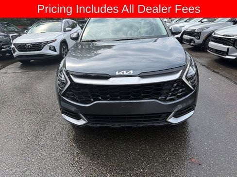 Used 2024 Kia Sportage EX FWD image 2