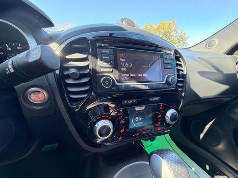 Used 2017 Nissan Juke SV image 15