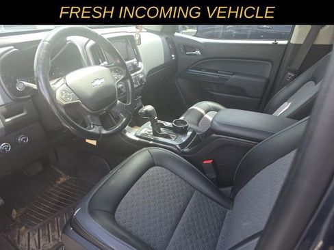 Used 2018 Chevrolet Colorado Z71 w/ Centennial Edition image 11