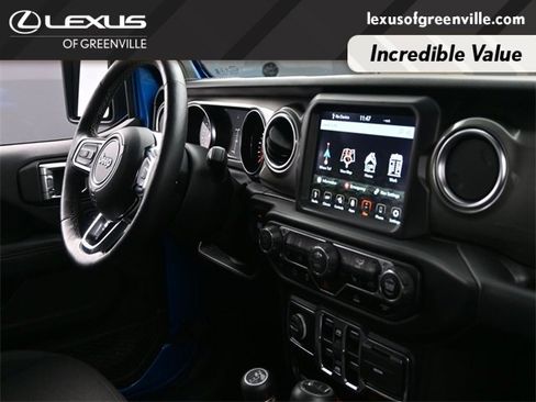 Used 2020 Jeep Gladiator Overland image 29