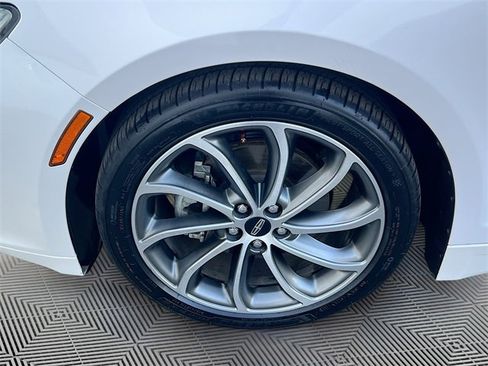 Used 2018 Lincoln MKZ Reserve w/ Magnetic Appearance Package image 32