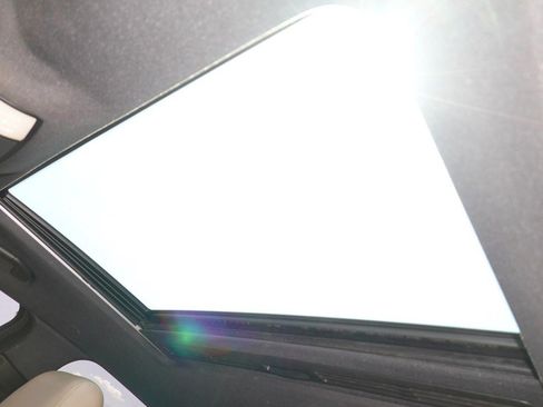 Used 2011 Mercedes-Benz E 350 Sedan image 17