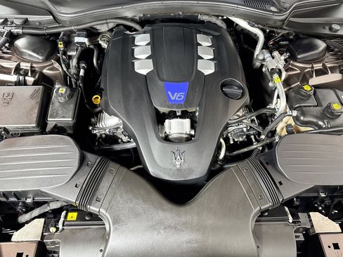 Used 2016 Maserati Ghibli S RWD image 30