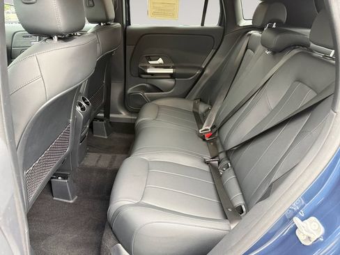 Used 2023 Mercedes-Benz GLA 250 4MATIC image 13
