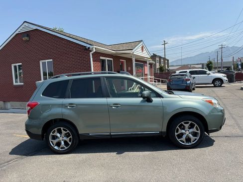 Used 2016 Subaru Forester 2.5i Touring w/ Eyesight & Navigation System AWD/4WD image 4