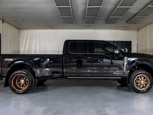 Used 2025 Ford F350 King Ranch image 5