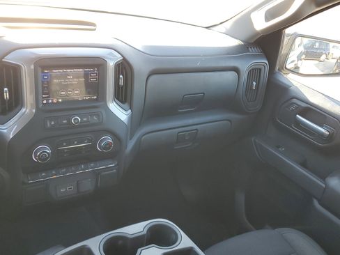 Used 2022 Chevrolet Silverado 1500 Custom image 22