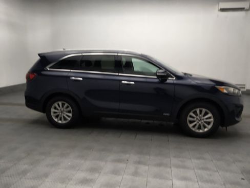Used 2019 Kia Sorento AWD w/ LX Convenience Package image 11